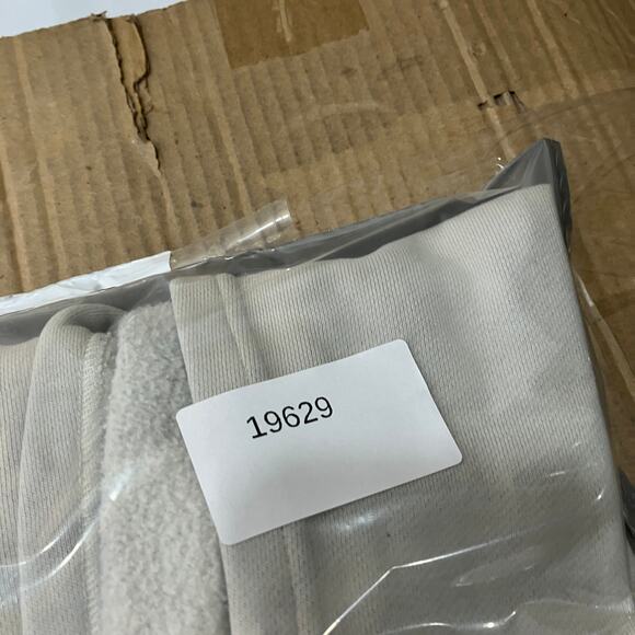 Carhartt Hoodie Youth M White Pullover Fleece Logo Graphic Distressed Boys - Picture 9 of 9